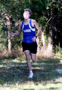 Williamsburg’s Ross captures ICC cross country title